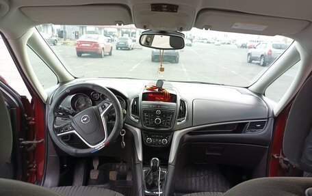 Opel Zafira C рестайлинг, 2013 год, 1 050 000 рублей, 12 фотография