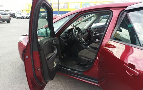 Opel Zafira C рестайлинг, 2013 год, 1 050 000 рублей, 19 фотография