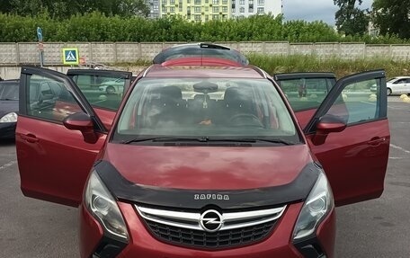 Opel Zafira C рестайлинг, 2013 год, 1 050 000 рублей, 22 фотография