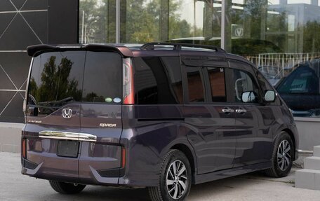 Honda Stepwgn IV, 2016 год, 1 850 000 рублей, 5 фотография