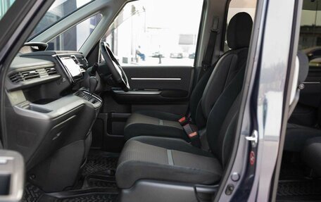 Honda Stepwgn IV, 2016 год, 1 850 000 рублей, 20 фотография