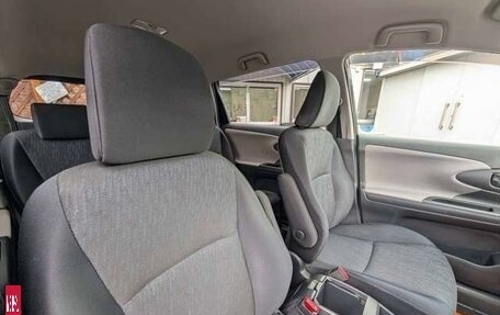Toyota Wish II, 2016 год, 1 103 000 рублей, 9 фотография