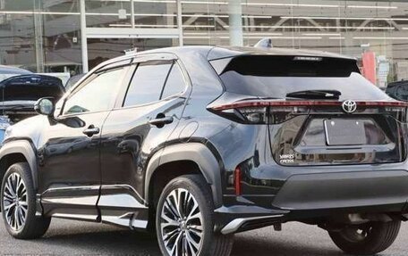 Toyota Yaris Cross, 2022 год, 1 296 000 рублей, 5 фотография