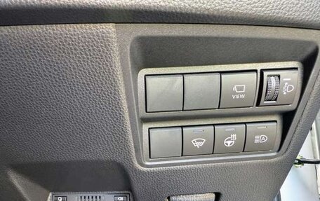 Toyota Yaris Cross, 2022 год, 1 346 000 рублей, 11 фотография
