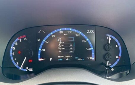 Toyota Yaris Cross, 2022 год, 1 346 000 рублей, 13 фотография