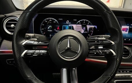 Mercedes-Benz E-Класс, 2021 год, 3 750 000 рублей, 5 фотография