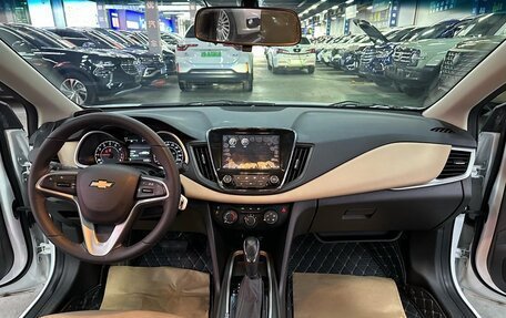 Chevrolet Monza, 2022 год, 1 102 000 рублей, 9 фотография