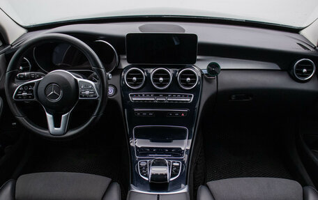 Mercedes-Benz C-Класс, 2019 год, 2 400 000 рублей, 14 фотография