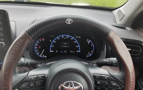 Toyota Yaris Cross, 2020 год, 2 500 000 рублей, 6 фотография