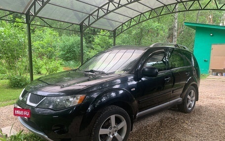 Mitsubishi Outlander III рестайлинг 3, 2008 год, 950 000 рублей, 3 фотография