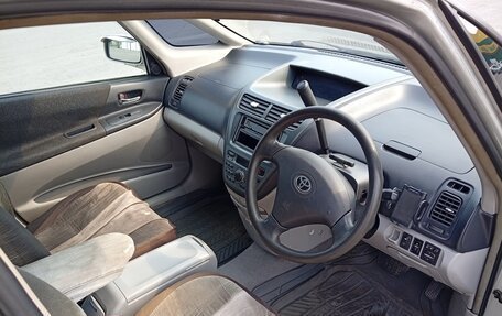 Toyota Opa I рестайлинг, 2000 год, 420 000 рублей, 9 фотография