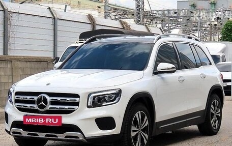 Mercedes-Benz GLB, 2022 год, 2 680 000 рублей, 2 фотография