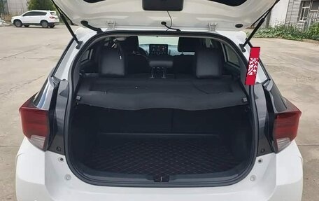 Toyota Yaris XP150 рестайлинг, 2022 год, 1 220 000 рублей, 13 фотография