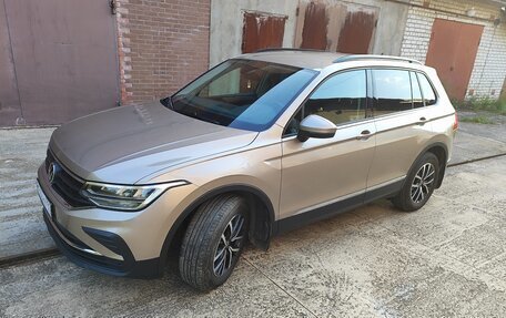 Volkswagen Tiguan II, 2021 год, 3 500 000 рублей, 3 фотография