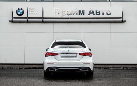 Mercedes-Benz E-Класс, 2020 год, 4 650 000 рублей, 4 фотография