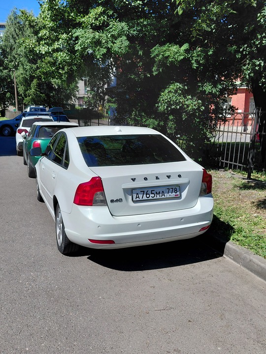 Volvo S40 II рестайлинг, 2011 год, 750 000 рублей, 6 фотография
