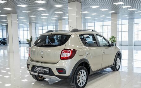 Renault Sandero II рестайлинг, 2020 год, 1 070 000 рублей, 2 фотография