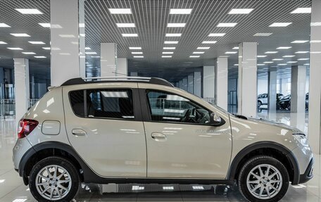Renault Sandero II рестайлинг, 2020 год, 1 070 000 рублей, 5 фотография