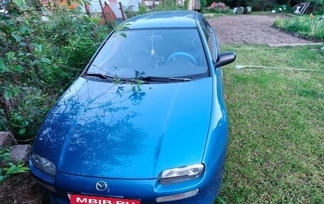 Mazda 323, 1995 год, 250 000 рублей, 1 фотография