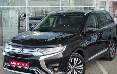 Mitsubishi Outlander III рестайлинг 3, 2019 год, 2 399 000 рублей, 1 фотография