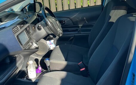 Toyota Aqua I, 2014 год, 990 000 рублей, 13 фотография