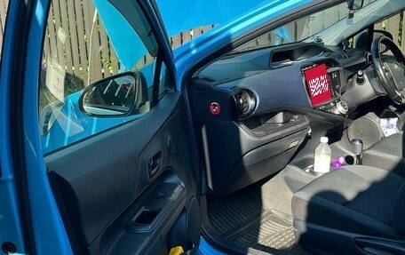 Toyota Aqua I, 2014 год, 990 000 рублей, 12 фотография