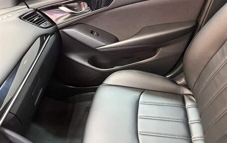 Mazda CX-4, 2023 год, 1 565 000 рублей, 5 фотография