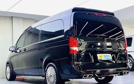 Mercedes-Benz Vito, 2025 год, 9 200 000 рублей, 6 фотография