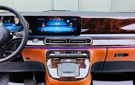 Mercedes-Benz Vito, 2025 год, 9 200 000 рублей, 12 фотография