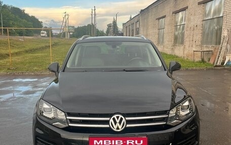 Volkswagen Touareg III, 2012 год, 2 200 000 рублей, 2 фотография
