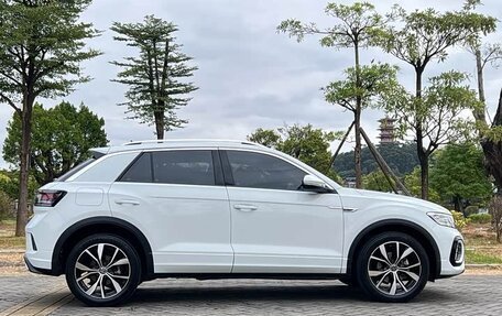 Volkswagen T-Roc I, 2023 год, 1 450 285 рублей, 7 фотография