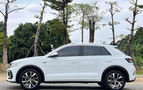 Volkswagen T-Roc I, 2023 год, 1 450 285 рублей, 6 фотография