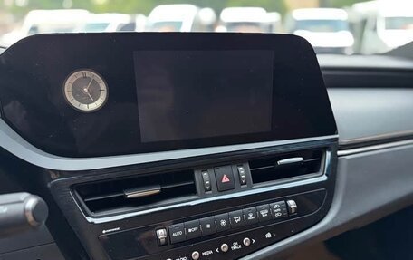 Lexus ES VII, 2022 год, 2 655 000 рублей, 20 фотография