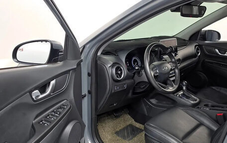 Hyundai Kona I, 2022 год, 1 710 000 рублей, 5 фотография