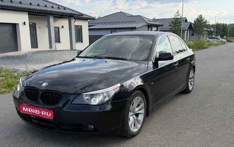 BMW 5 серия, 2005 год, 950 000 рублей, 1 фотография