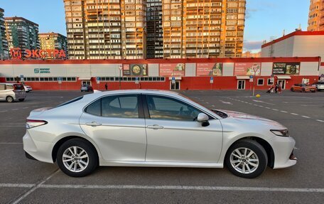 Toyota Camry, 2019 год, 2 750 000 рублей, 5 фотография