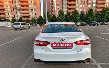 Toyota Camry, 2019 год, 2 750 000 рублей, 7 фотография