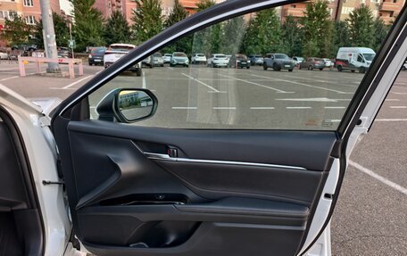 Toyota Camry, 2019 год, 2 750 000 рублей, 11 фотография