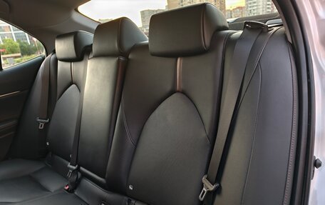 Toyota Camry, 2019 год, 2 750 000 рублей, 19 фотография