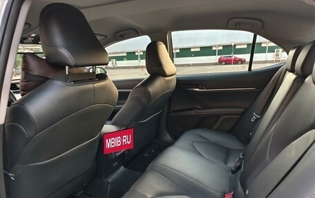 Toyota Camry, 2019 год, 2 750 000 рублей, 18 фотография