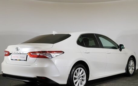 Toyota Camry, 2021 год, 3 010 000 рублей, 5 фотография