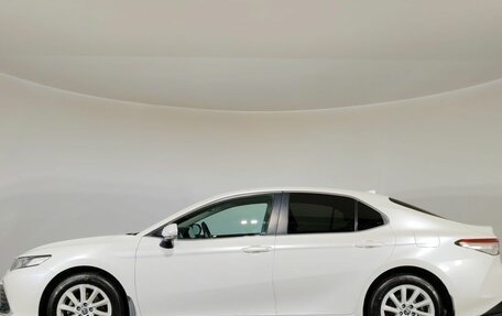 Toyota Camry, 2021 год, 3 010 000 рублей, 8 фотография