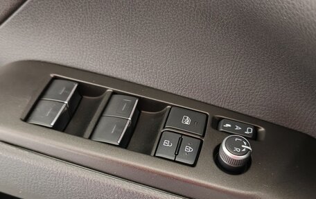 Toyota Camry, 2021 год, 3 010 000 рублей, 18 фотография
