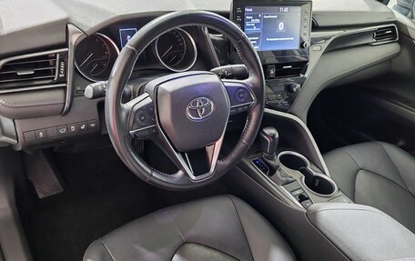 Toyota Camry, 2021 год, 3 010 000 рублей, 12 фотография