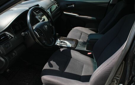 Toyota Camry, 2014 год, 2 130 000 рублей, 14 фотография
