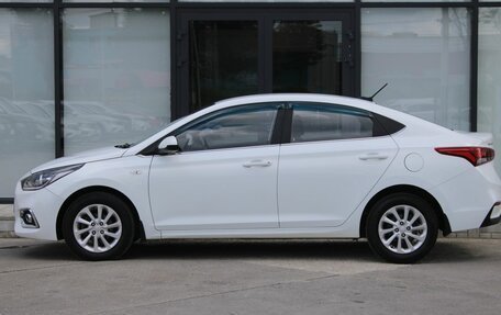Hyundai Solaris II рестайлинг, 2018 год, 1 420 000 рублей, 8 фотография