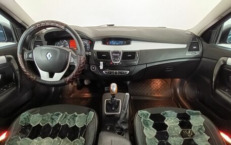 Renault Laguna III рестайлинг, 2008 год, 660 000 рублей, 10 фотография