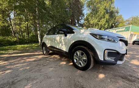 Renault Kaptur I рестайлинг, 2016 год, 1 200 000 рублей, 2 фотография