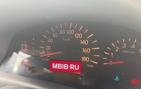 Toyota Raum I, 2001 год, 250 000 рублей, 7 фотография