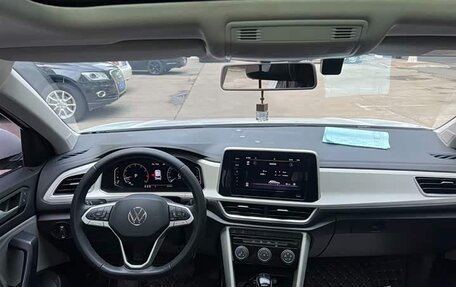 Volkswagen T-Roc I, 2023 год, 1 480 285 рублей, 7 фотография